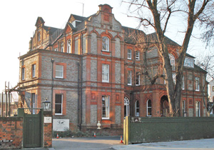 Pelmers Lodge Hostel