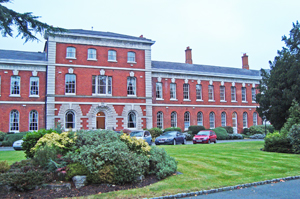 Ellesmere Place