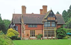 Grim's Dyke Hotel