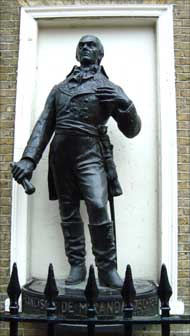 statue