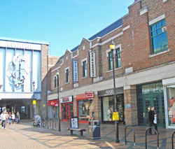 31 Queen's Road, Watford
