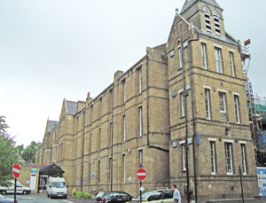 St Charles Hospital