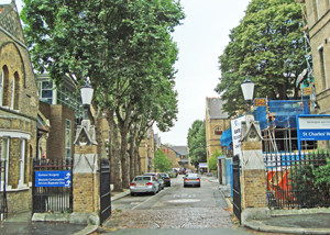 St Charles Hospital