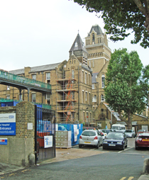 St Charles Hospital