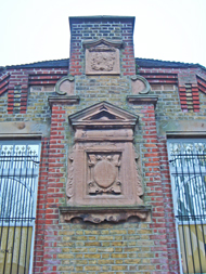 Victoria House